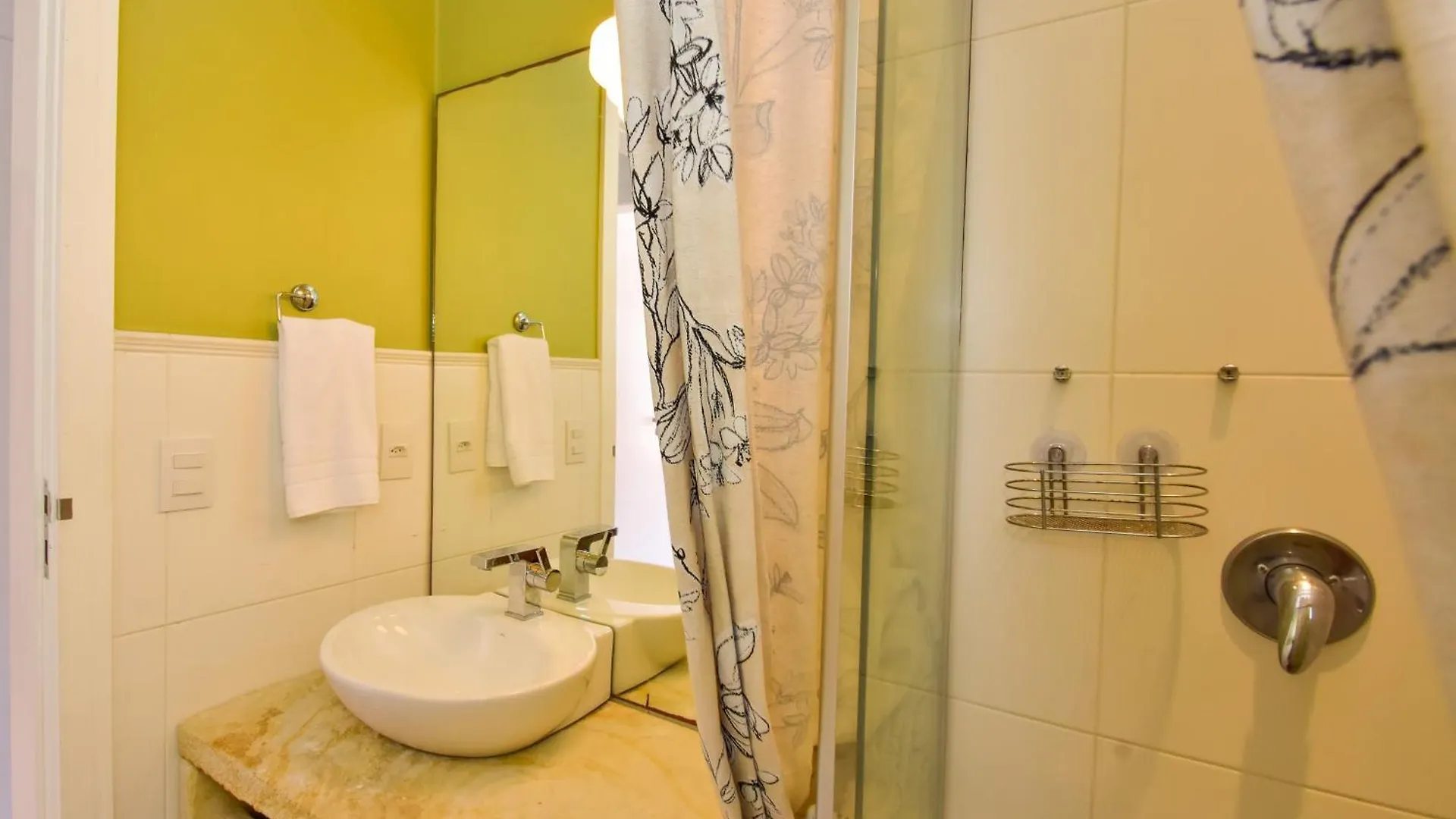 Apartamento Frente Mar Na Praia Do Santinho N880 Florianópolis